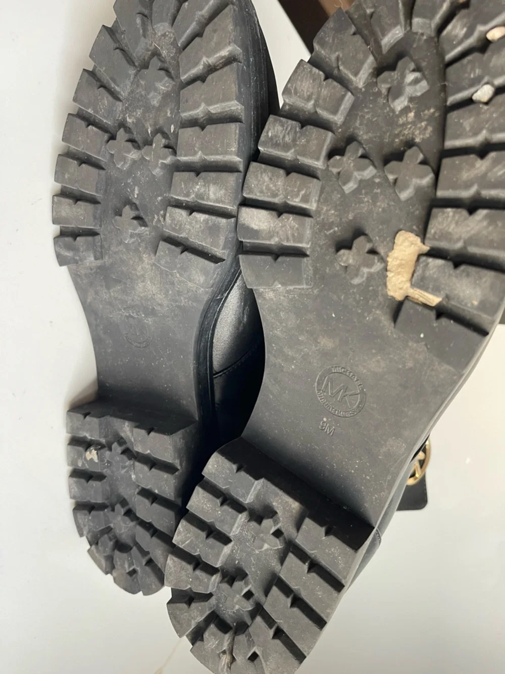 Michael Kore black leather tatum combat boots 9 - Picture 6 of 8